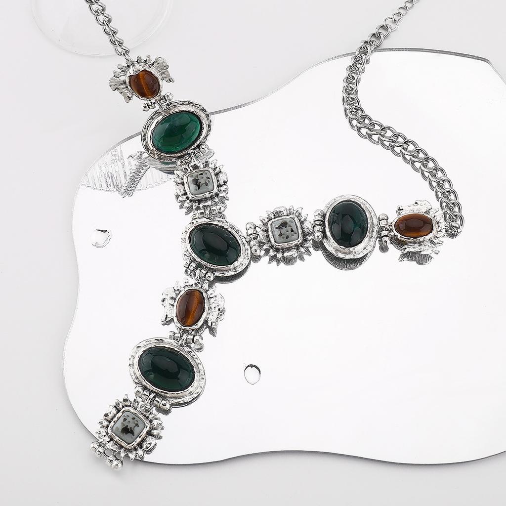 Tooxika Personalised Vintage Baroque Fashion Resin Necklace Luxury Trend Ethnic Necklace