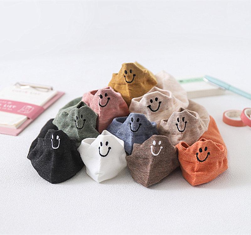 Women's Cute Japanese Cartoon Eyes Cotton Socks with Smiley Face Embroidery - Short Boat Style