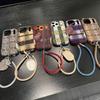 Ретро шерстяной фланелевый чехол для мобильного телефона iPhone17Promax iPhone16 короткая веревка 15 ячеек 14/13