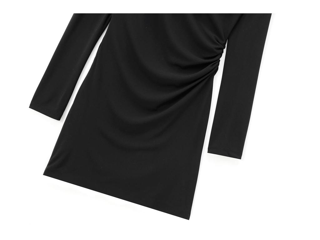 2025 Women's European & American Style Asymmetrical Pleated One-Shoulder Dress