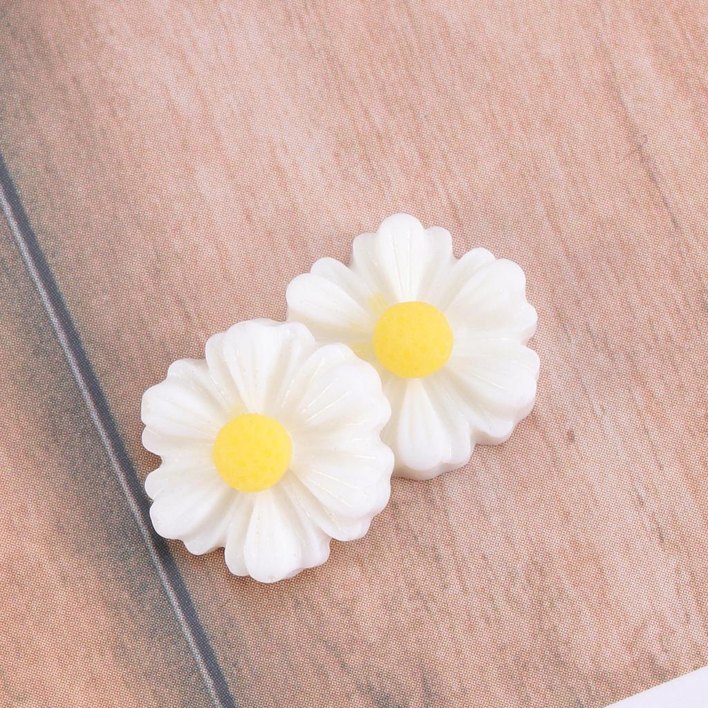 20Pcs 9Mm White Plastic Flower Beads Daisy Accessories for Handmade Jewelry Pendants Charms Resin Art Craft DIY Decorations