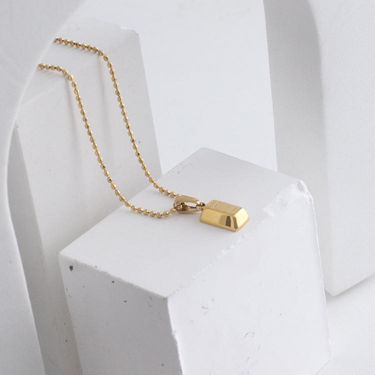 Net Red Gold Gold Bar Pendant 