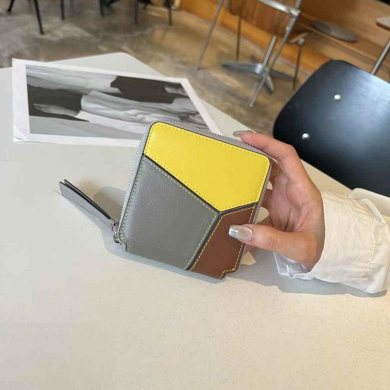 2025 New Genuine Leather Wallet Women's Handbag Wallet Short Style Simple Color Contrasting Geometric Splicing Single Zipper Women's Money