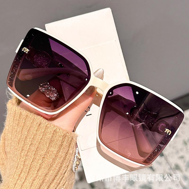 High-Quality Polarized Fashion Women'S Sunglasses, Uv-Proof Driving Sunglasses Of The Same Style