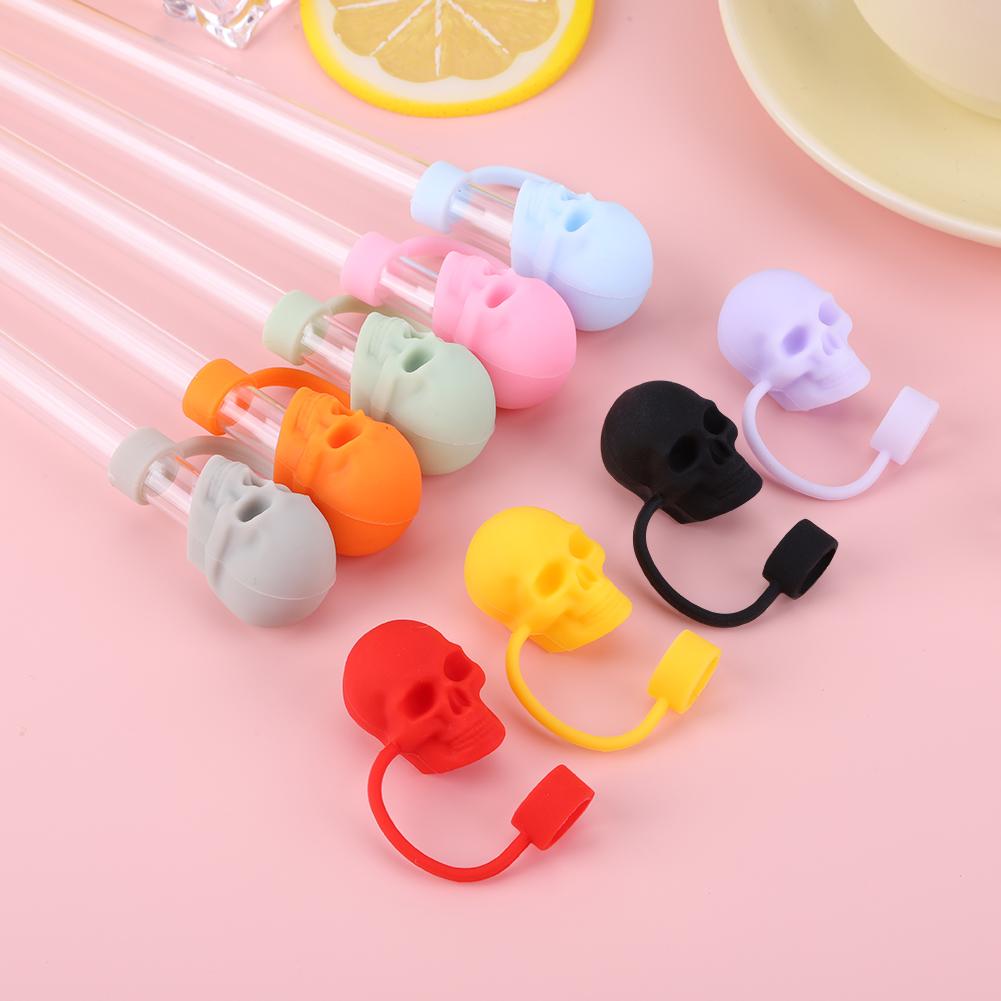 Silikonové roztomilé krytky na brčka ve tvaru lebky 10mm Halloweenské topy na brčka lebky Opakovaně použitelné Zábavné zátky na brčka pro hrnky Stanley 30/40 OZ