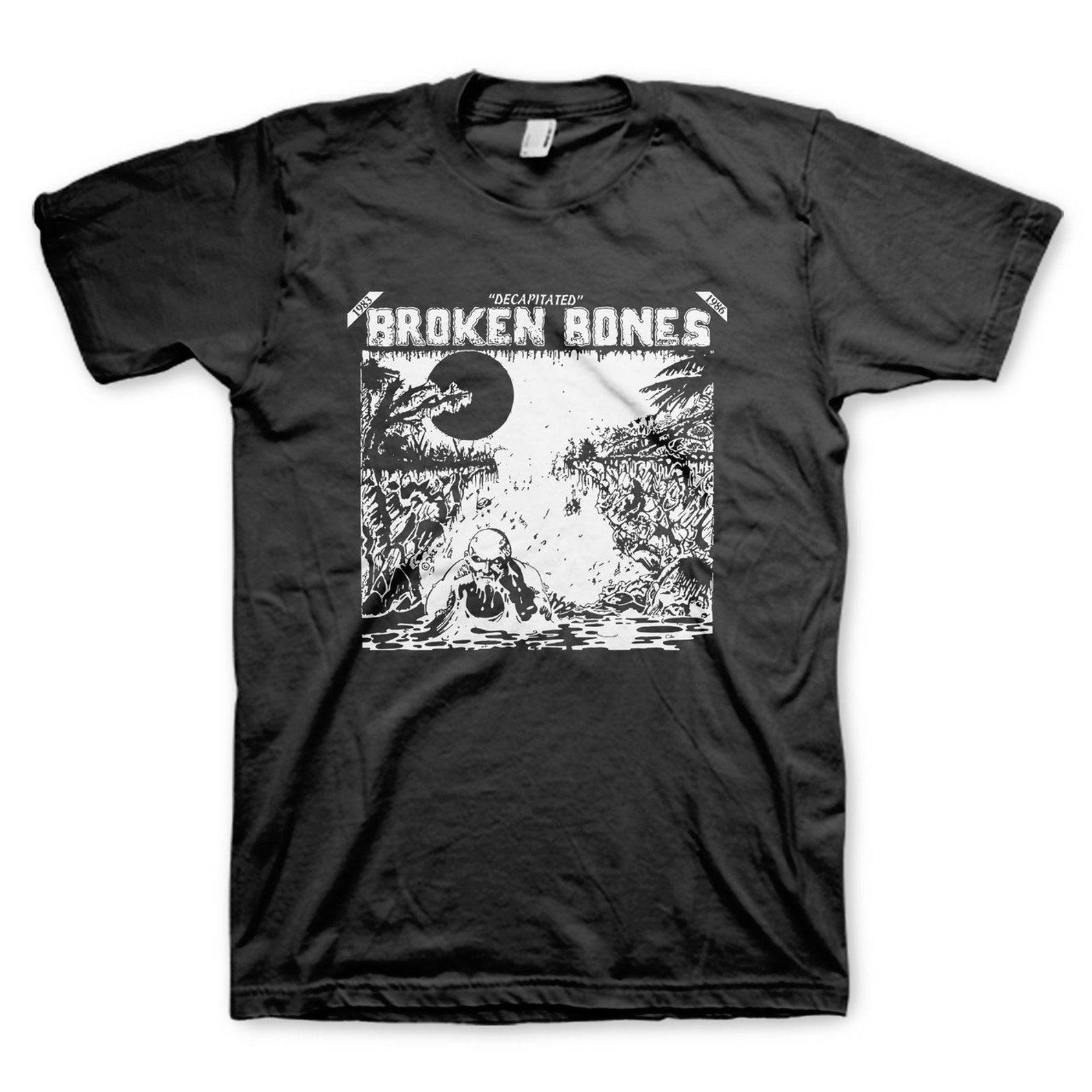 Broken Bones Decapitated T-Shirt M
