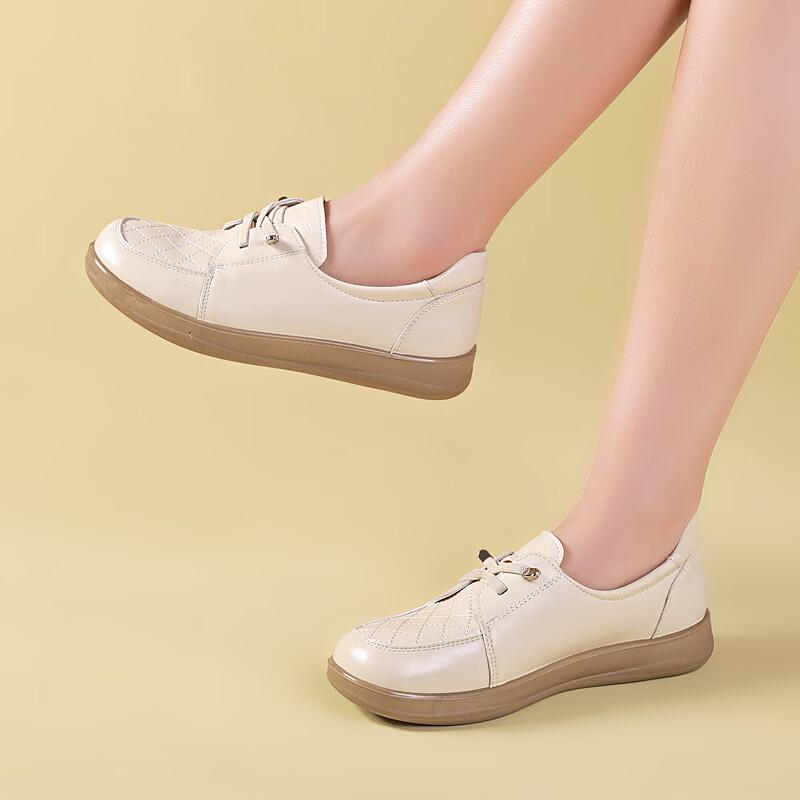 Warrior Women's Soft Sole Commuter Flat Shoes