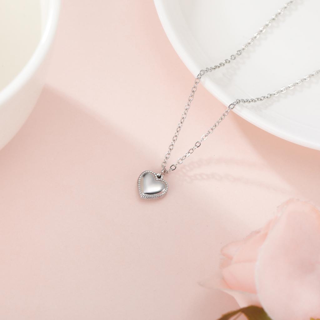 Heart Pendant Necklace for Women Stainless Steel Minimalist Choker Neck Chains Jewelry Mother's Day Gift
