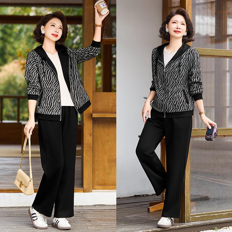 

Весенний спортивный костюм с капюшоном для мамы 2025 - Модная куртка и повседневный костюм-двойка для женщин среднего и пожилого возраста XXXL (125-135 lbs)