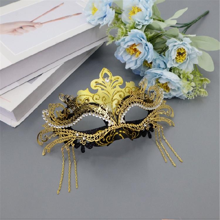 Luxurious Beaded Half Face Mask Practical Metal Plastic Blend Costume Prop For Masquerades Theater Art