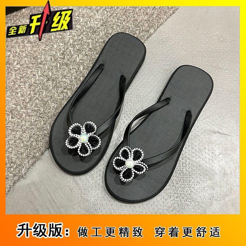 Beach Flat Bottom Pinch Foot Flower Flip-flops Female 2025 Summer Wear Sweet and Cute Cool Slippers Girl Heart Slippers