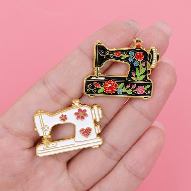 Cartoon Naaimachine Broche Zinklegering Constructie Mode Decoratie Accessoire voor Veilige Bevestiging