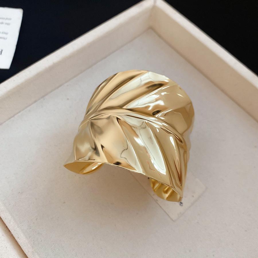 Metallic Irregular Wave Texture Open Bangle Bracelet: Versatile Fashion Jewelry for Women