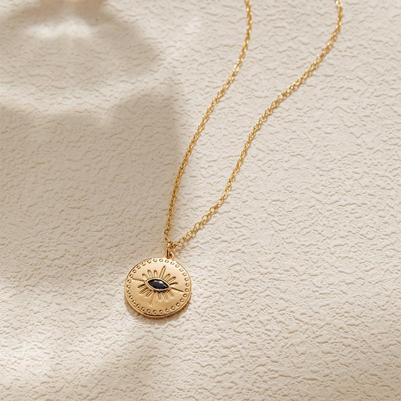 French Style Evil Eye Round Pendant Inlaid Zircon Light Luxury Clavicle Necklace For Women