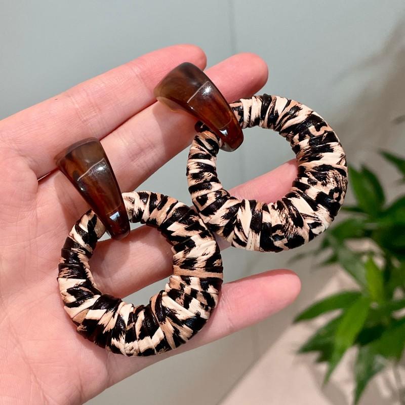 Natural tiger's eye stone series stud earrings for women Maillard exquisite retro earrings niche light luxury high-end temperament earrings