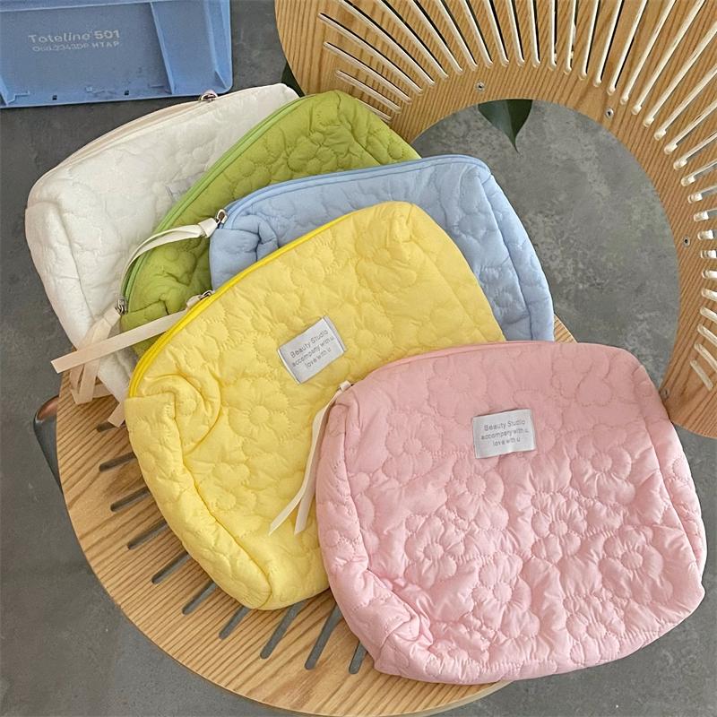 New Flower Pattern Women Makeup Bag Toiletries Cosmetic Organizer Zipper Bag Travel Wash Pouch Cosmetic Bag Female Make Up Bags