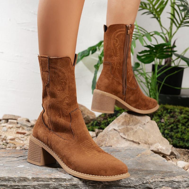 Women's boots 25 autumn and winter new V-mouth embroidered side zipper thick heel knight boots retro medium tube pointed western cowboy boots