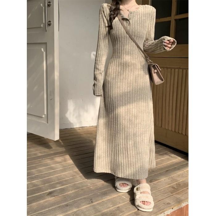 

Hepburn style knitted dress for women s autumn and winter new with coat, slim and thin bottom, with hip-wrapped knee-length dress inside 2XL