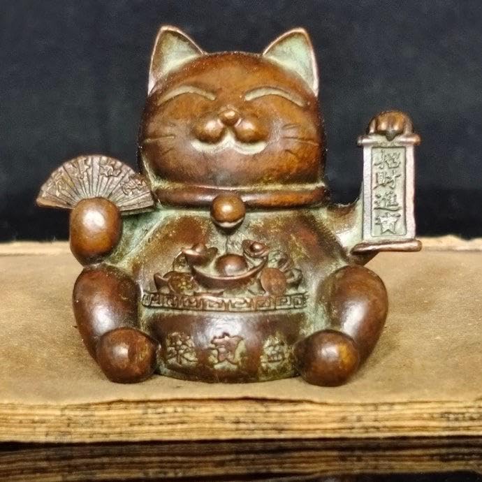 [Nekogamiyama] Maneki-neko Paperweight, Copper Craft, Ornament, Vintage Retro Decor