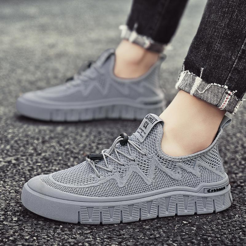 2025 summer new men's shoes breathable soft-soled casual shoes youth hollow non-slip fly-woven mesh sports trendy shoes