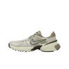 Nike Baskets pour femme V2K Run Light Orewood Brown pour femme Crème Kaki Terre FD0736-103