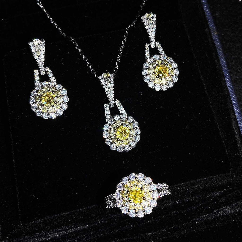 Pendant Sweet and Elegant Collarbone Necklace Ring Earrings Pendant Necklace Jewelry Set