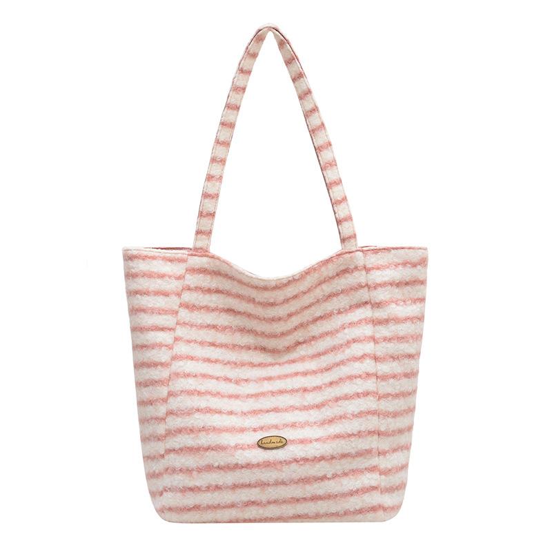 New Autumn Winter Fluffy Tote Crossbody Bag Fashi Plaid Textured Casual Shoulder Bag Large Capacity Casual Simple Storage Bag