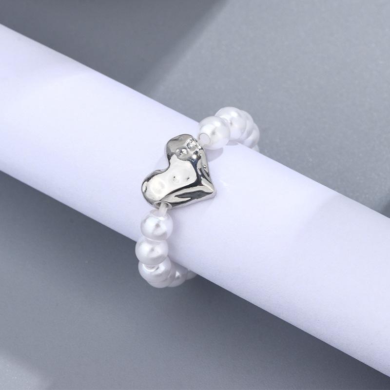 Vintage Baroque Imitation Pearl Love Heart Elastic Rope Beading Rings For Women Fashion Accessories Rings Charm Jewelry Gifts