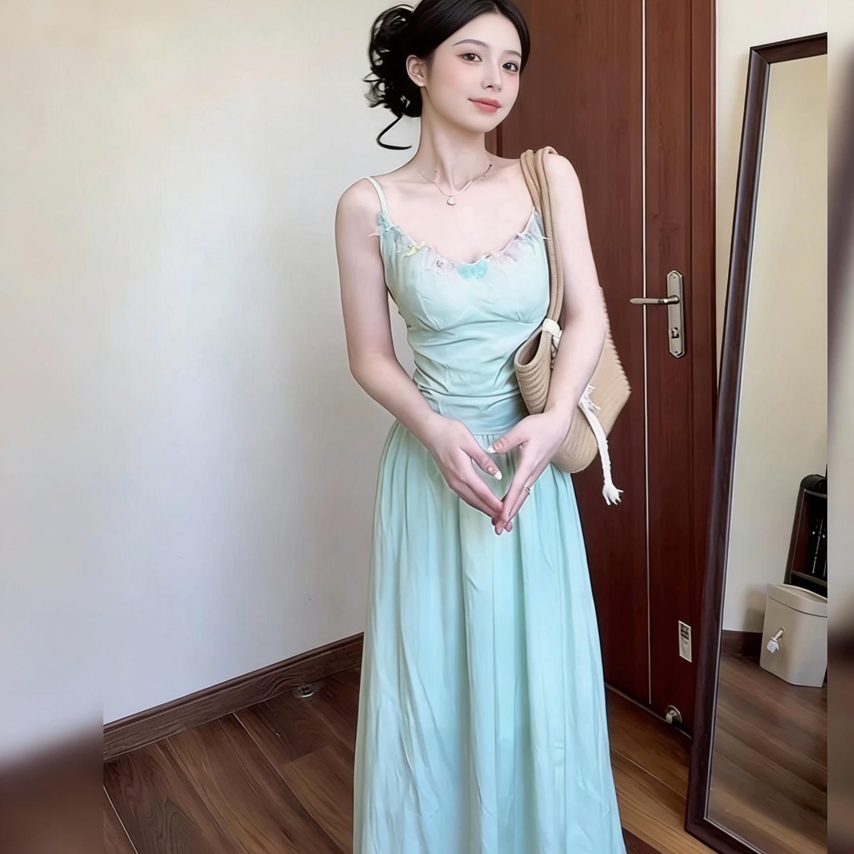 

French-Style Butterfly Strap Dress, New Women S Summer Dress With A Waist-Cinching, Backless Design, Unique Long Dress XL зелений