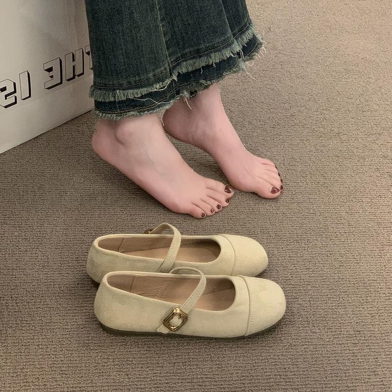 French shallow single shoes female 2025 spring and autumn new fairy with skirt Mary Jane women's shoes flat-soled soft-soled beanie shoes