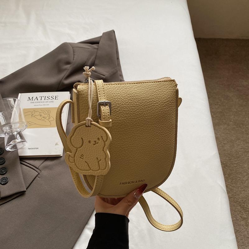 Summer Small Fresh Trend Saddle Bag New Simple Fashion Shoulder Bag High Sense Versatile Women's Bag