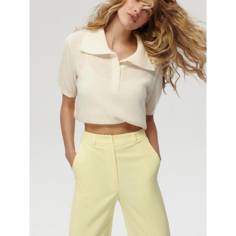 Módní pletený pulovr Dámský svetr s krátkým rukávem 2025 Jaro Léto Klopa Knoflíky Top Jednoduchý Tenký Elegantní Volný Ležérní Kancelářský Pletený Oděv