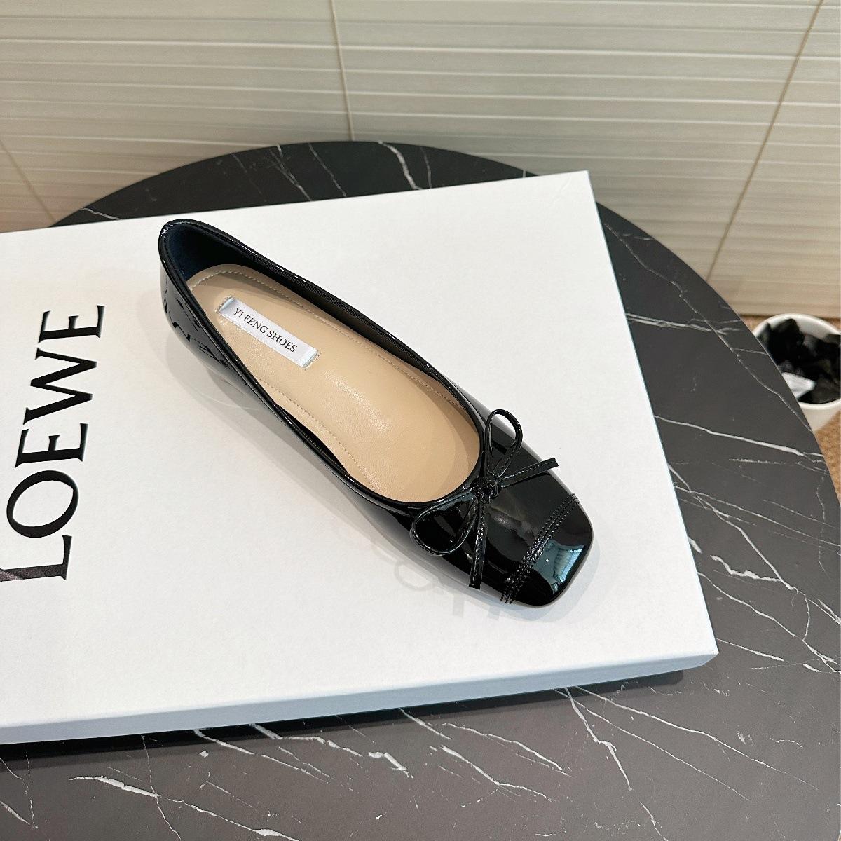 

Sheepskin version~ Small inner height increase women s shoes bow square head shallow mouth ballet single shoes women s soft sole Mary Jane shoes 33