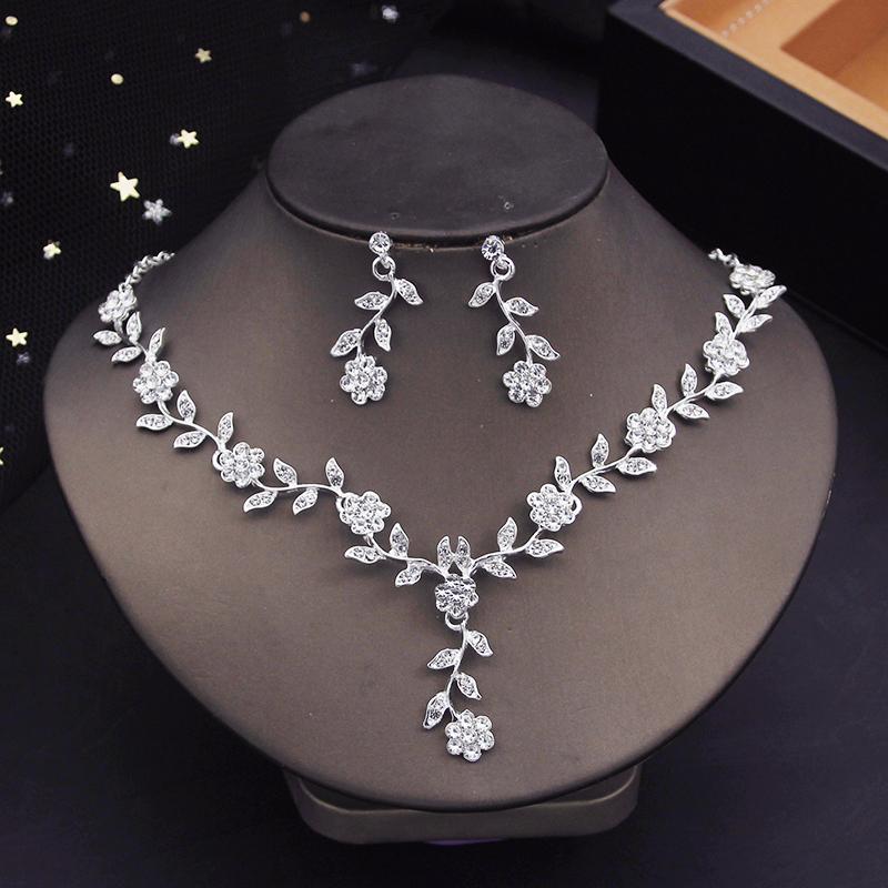Gorgeous Crystal Flower Tiaras Bridal Jewelry Sets for Women Crown Choker Necklace Sets Wedding Bride Jewelry Set Accessory