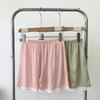 Gonne e pantaloni da donna – Pantaloncini