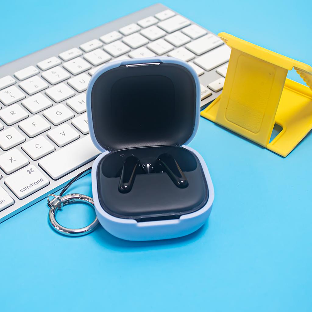 Protective Cover Soft Flexible Scratch Resistant Wireless Earbuds Protective Shell with Carabiner for Anker Soundcore P31i