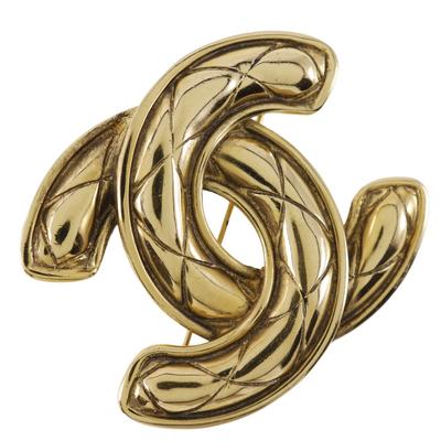 COCO Mark Brooch Matelasse Plated Gold 31.4g Women Used
