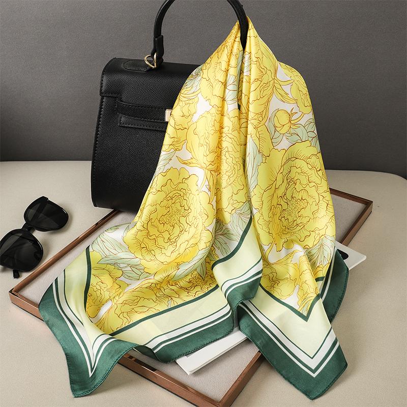 New Women's Silk Satin Hair Scarves Fashion Square Printed Headscarf 70cm Professional Accessories Designer Scarf Headband