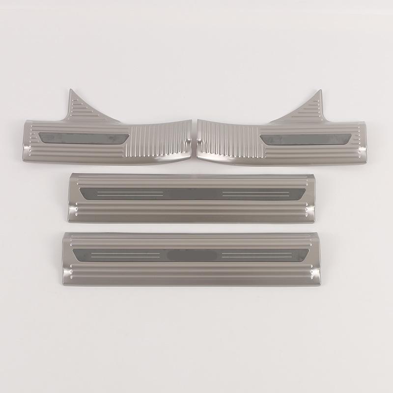 Geely 23 Galaxy L7 Stainless Steel Threshold Decorative Stickers & Anti-Scratch Welcome Pedal Trim