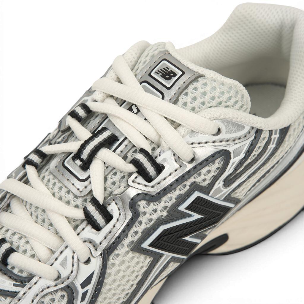 New Balance 740 Sea Salt Black Silver Metallic Unisex Sneakers White U740BK2