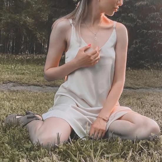 Women Evening Dress Low Cut V Neck Solid Color Spaghetti Strap Backless Dress-up Sleeveless Satin Wedding Party Midi Dress Lady Clothing