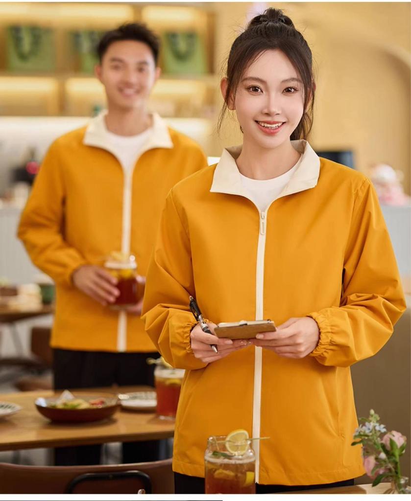Custom Outdoor Work Jacket for Catering: Restaurant, Milk Tea, Coffee Waiter Uniform with Zipper and Logo Print.