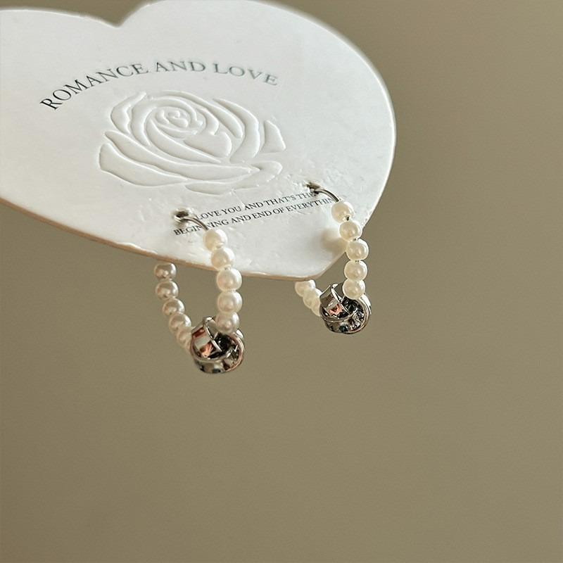 Gold Ring Earrings Women's Ear Buckles Light Luxury High-end Earrings Autumn and Winter Ring Earrings
