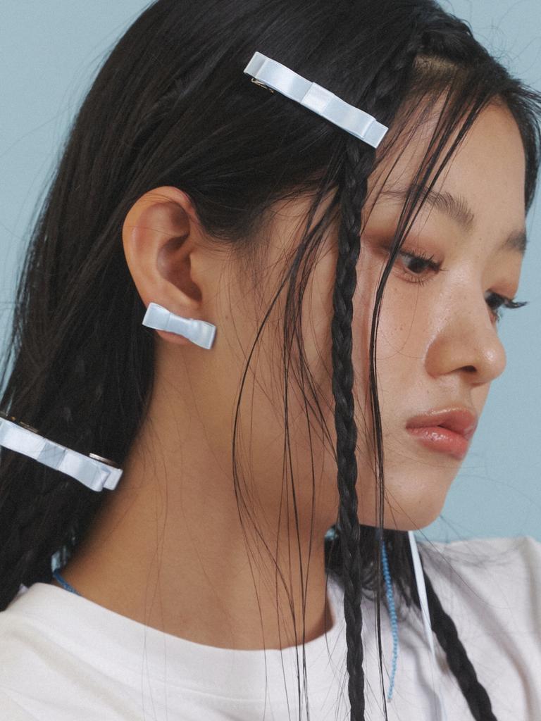 Love Me Monster Tiny Love Ribbon Earrings_3Color