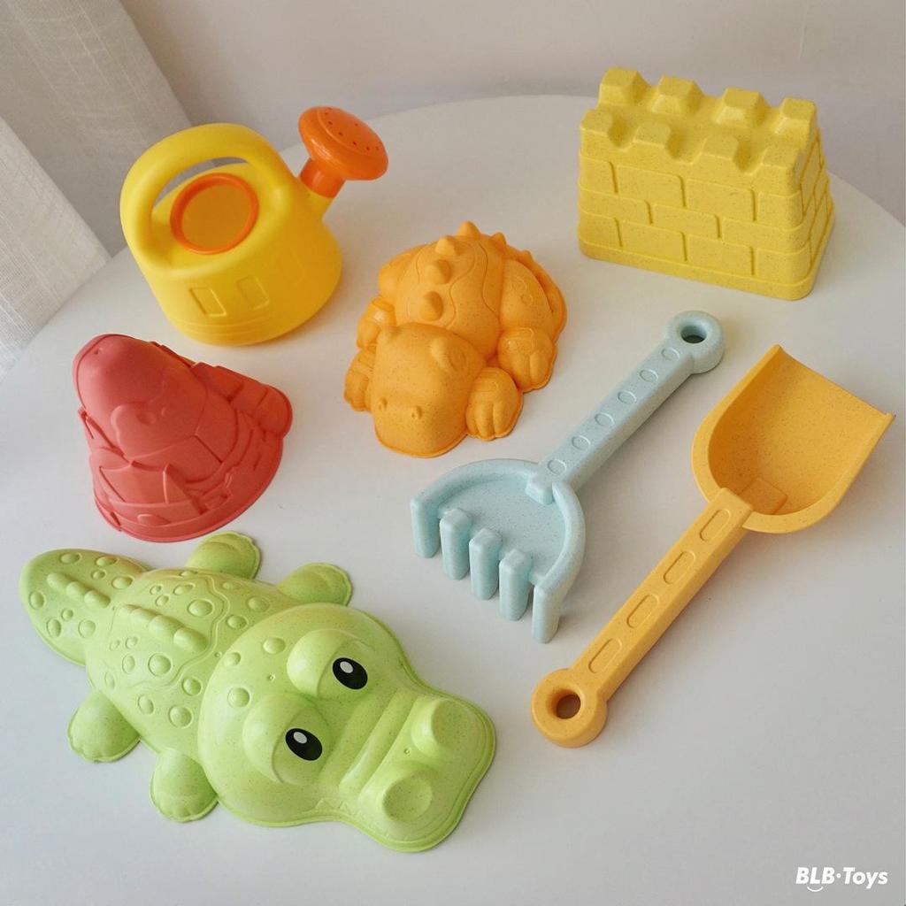 Children's Outdoor Beach Bucket & Sand Tool Set