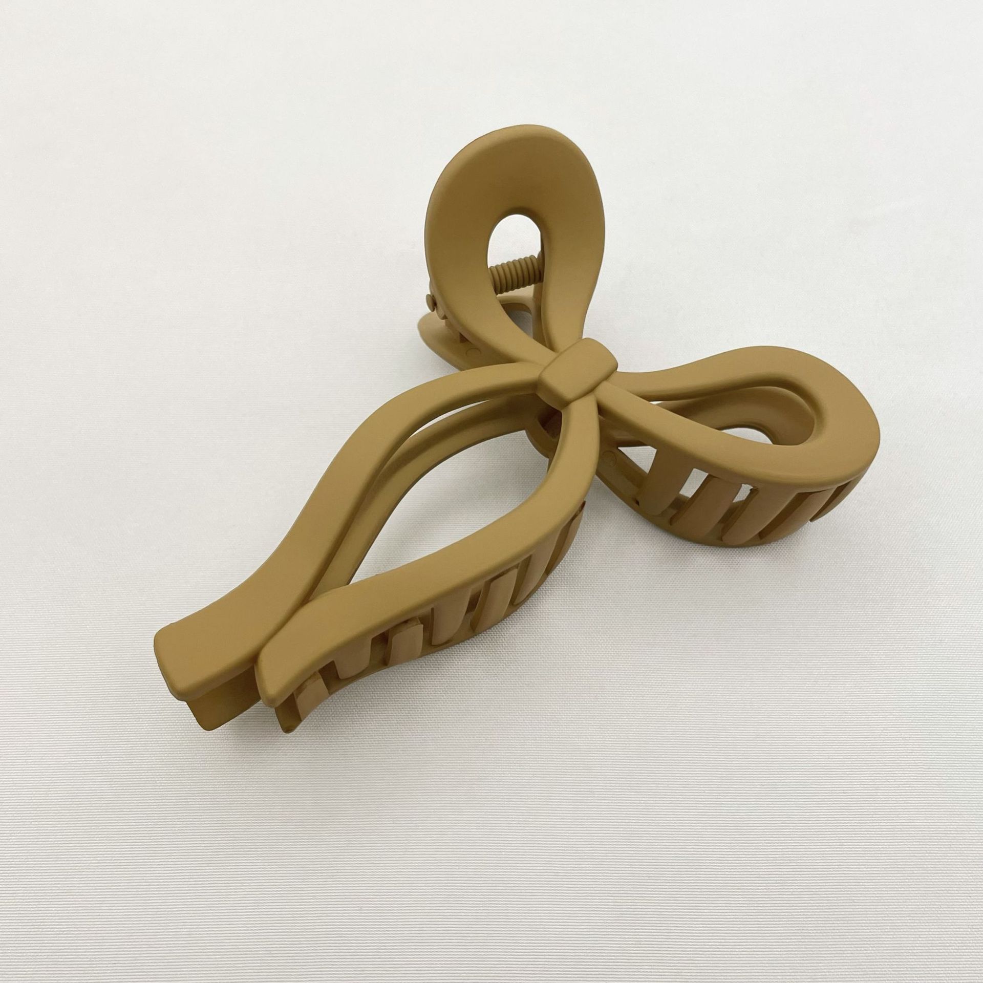 

Элегантные заколки-крабы для волос в форме сердца и большой акулы, заколка для волос для девочек, женщин, леди, подарок для праздничной вечеринки, аксессуары для волос, головной убор, украшение