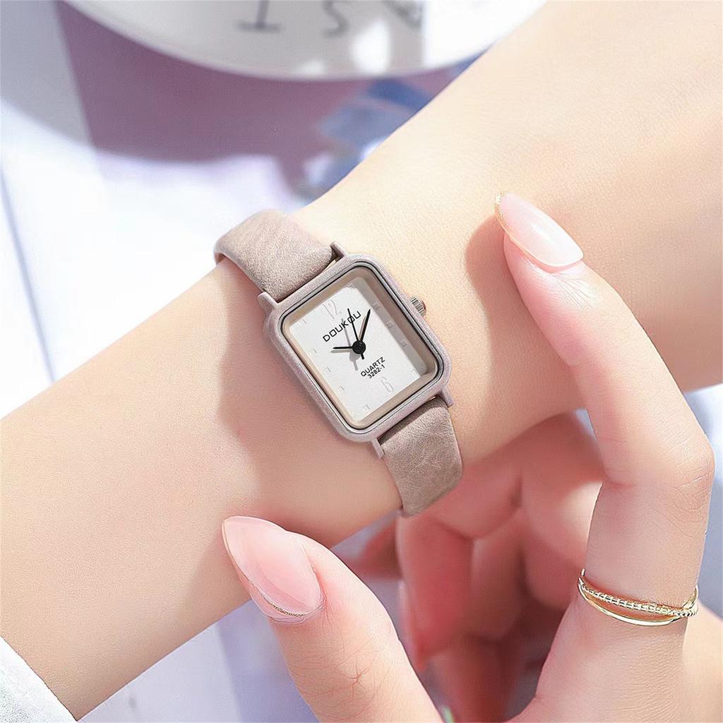Women Fashion Leather Watch