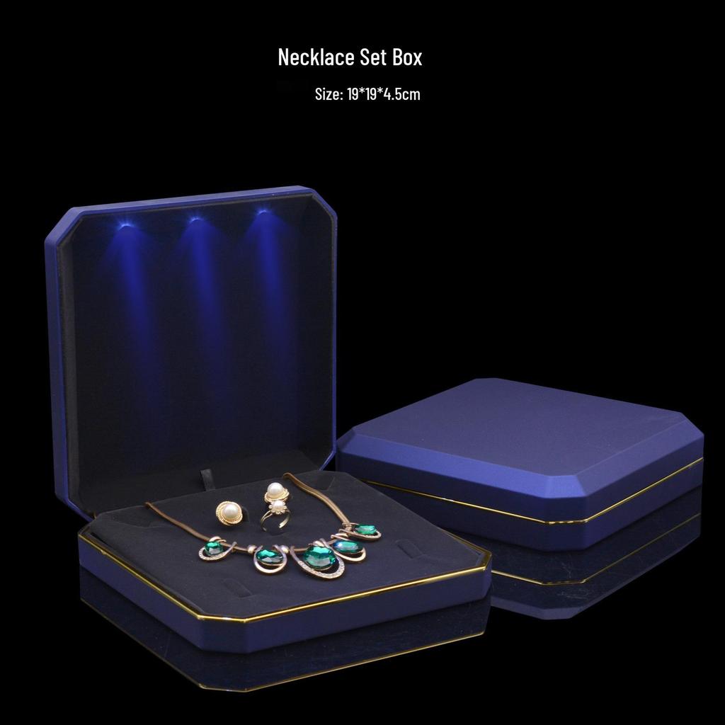 Gold LED Jewelry Set: Necklace & Pearl Three-Piece in Champagne Box