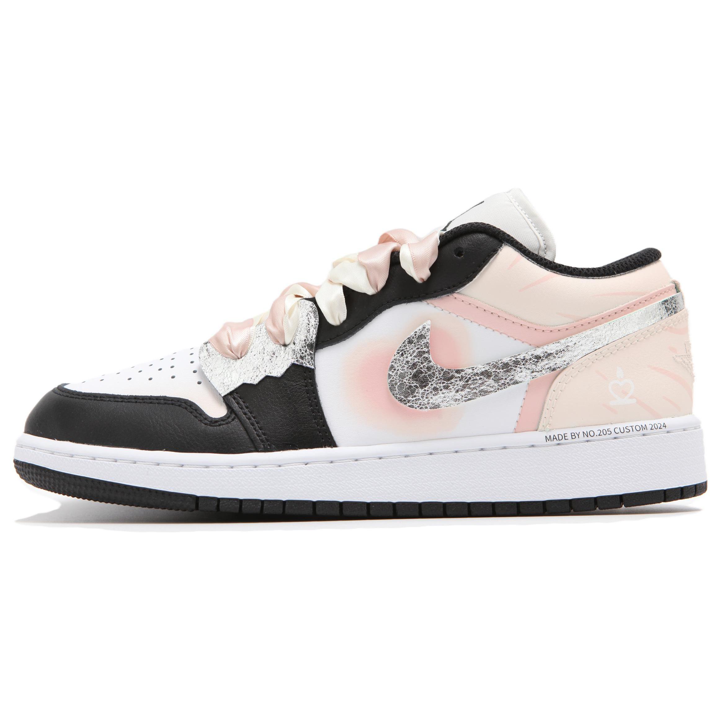 

Jordan Air Jordan 1 Low top Vintage Basketball Shoes Women s Pink DC0774-101(Team24-) 38.5