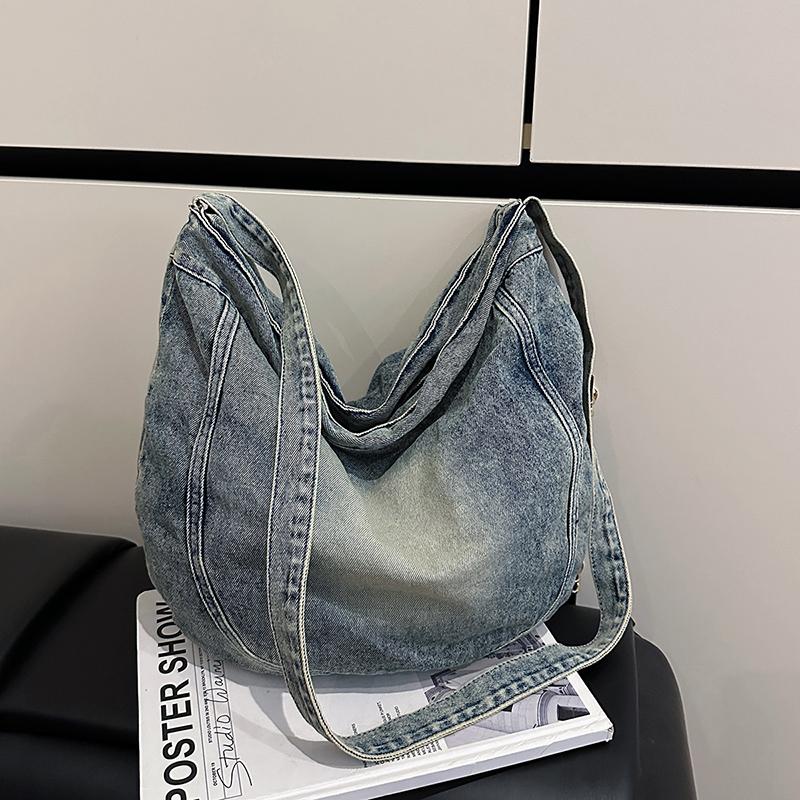 Simple Denim Large Capacity Casual Versatile Youth Shoulder Bags for Women 2026 Fashi Single Zipper Classic Style Commute Bags